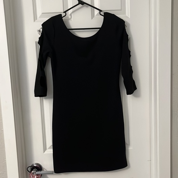SEXY BLACK ⚫️COLD SHOULDER 👗 LOW CUT DRESS 💜 ZIPPERED LARGE - Picture 7 of 12